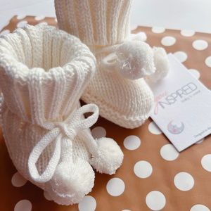 Pure cotton baby socks, newborn socks, crib booties. Baby gift, white, size 0-6m